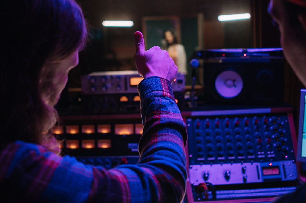 Audio Engineer Salary: How Much Do Audio Engineers Make?